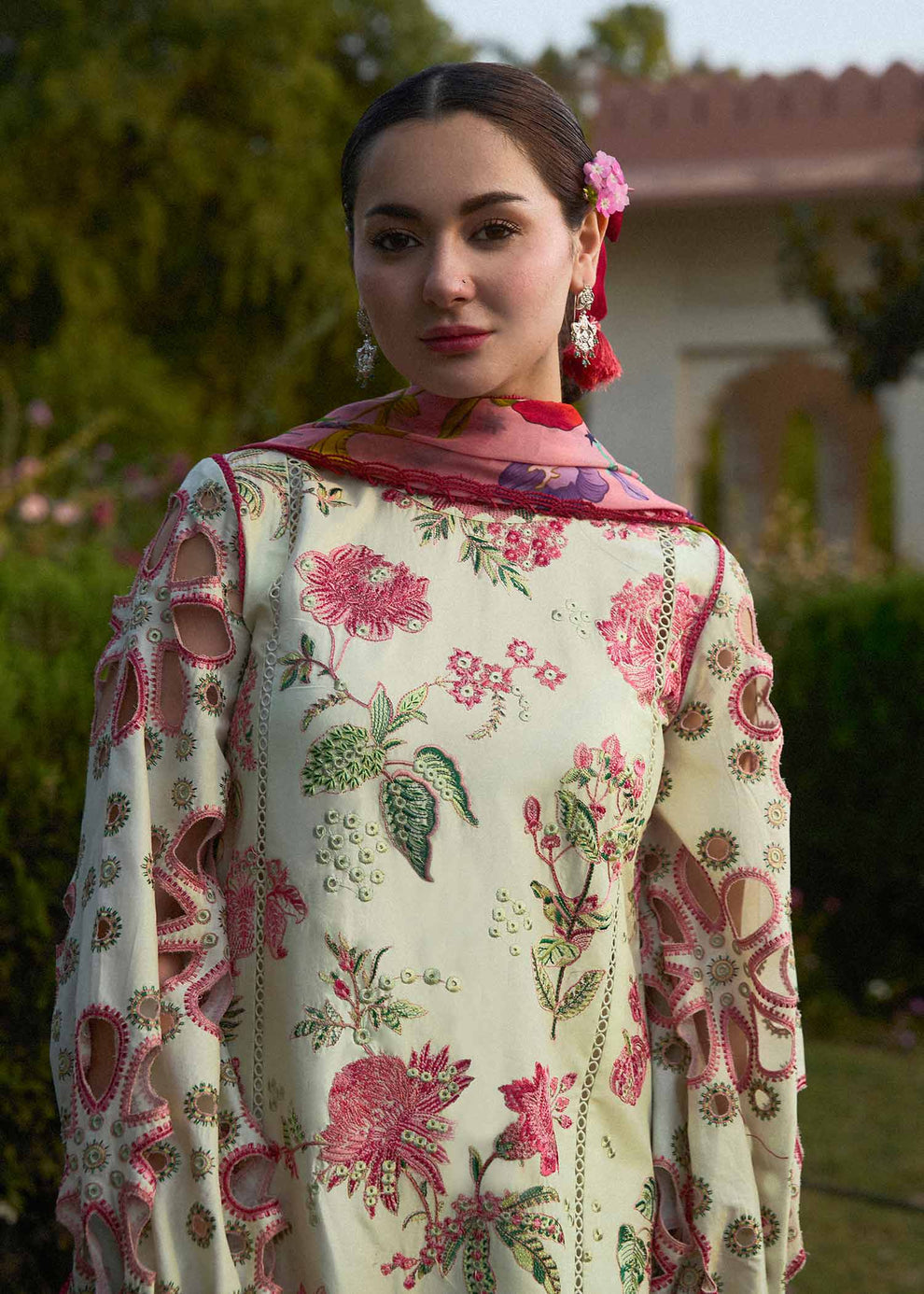 Luxury Dhanak 3PC Embroidered With Digital Printed Wool Shawl