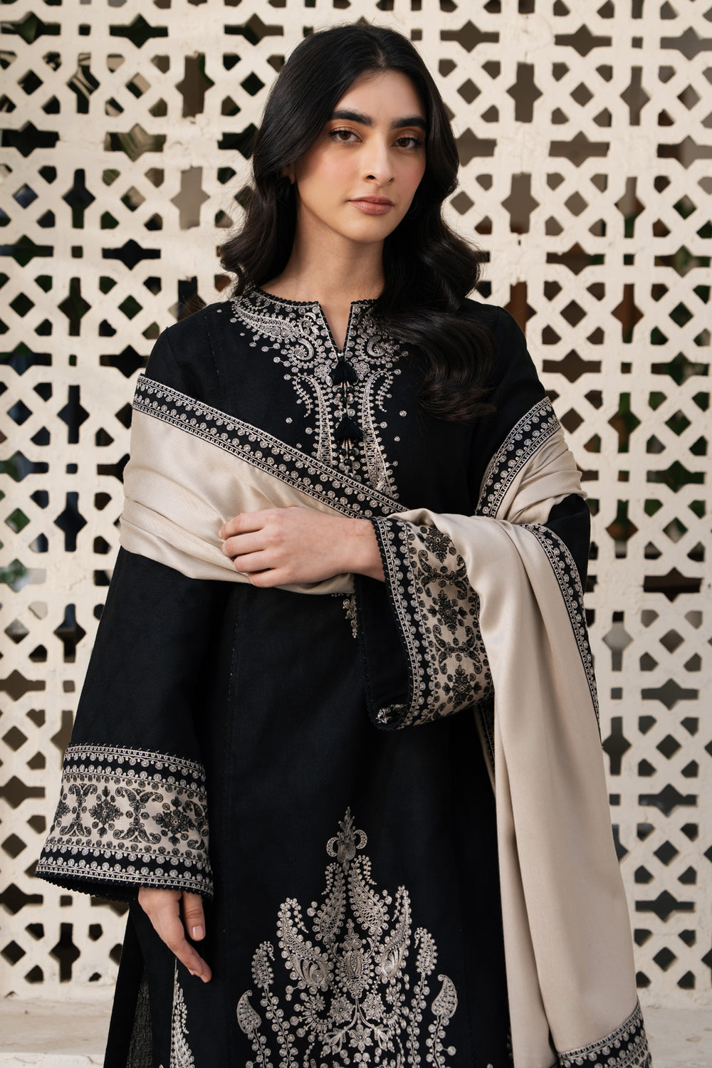 EMBROIDERED PREMIUM DHANAK