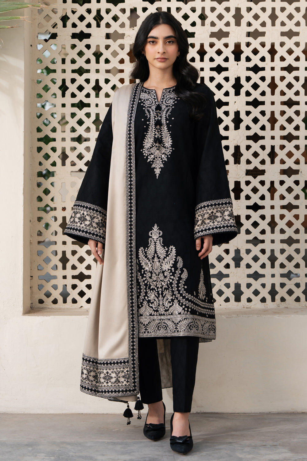 EMBROIDERED PREMIUM DHANAK
