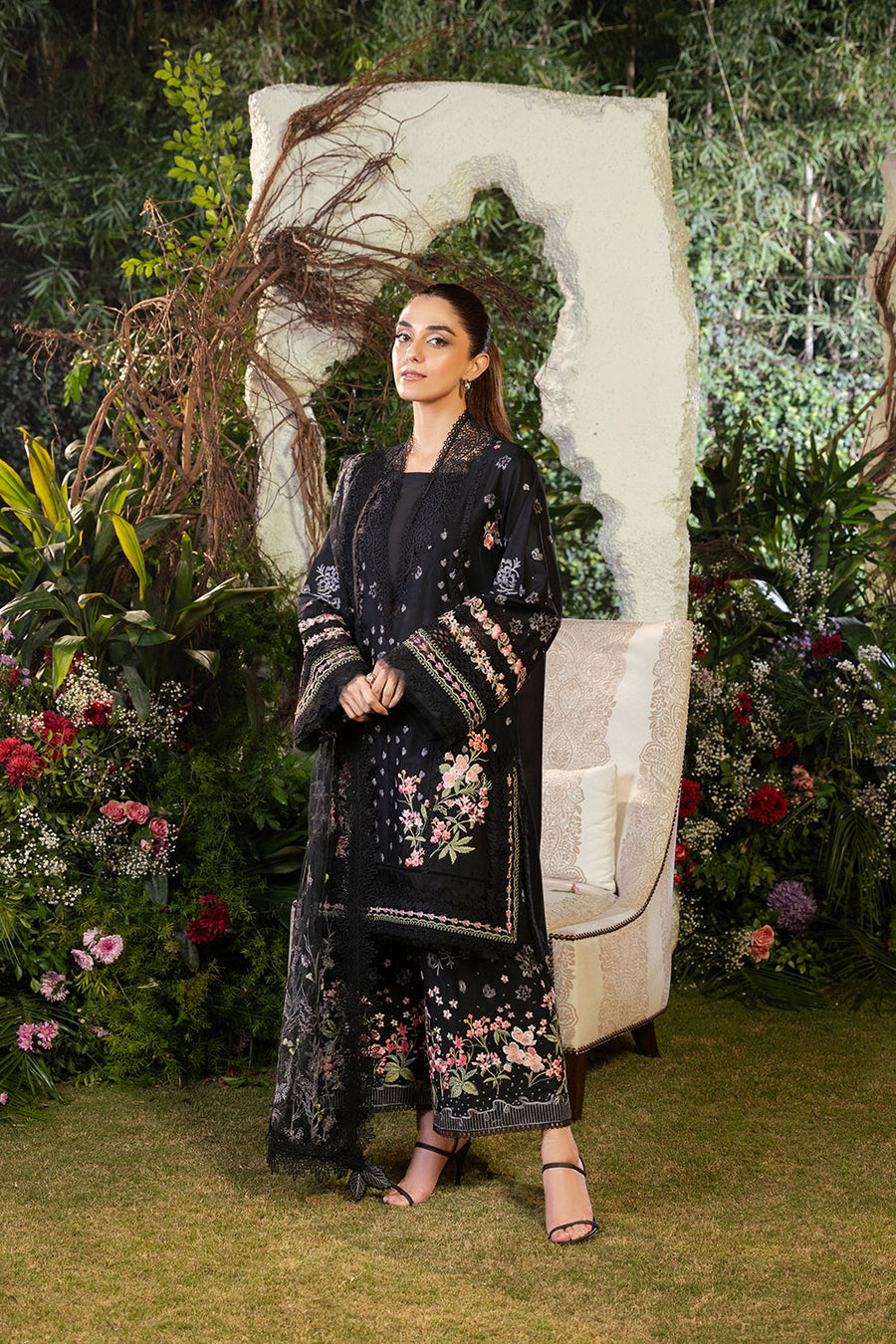 Sobia Nazir Embroidered Dhanak Suit Unstitched 3 Piece