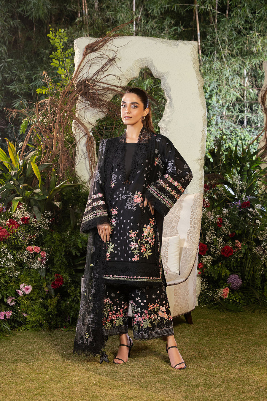 Sobia Nazir Embroidered Dhanak Suit Unstitched 3 Piece