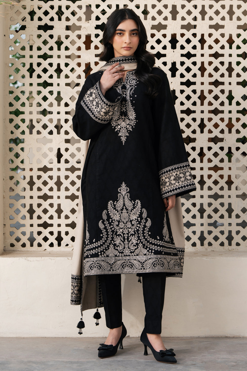 EMBROIDERED PREMIUM DHANAK